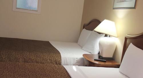 & Motel 2*