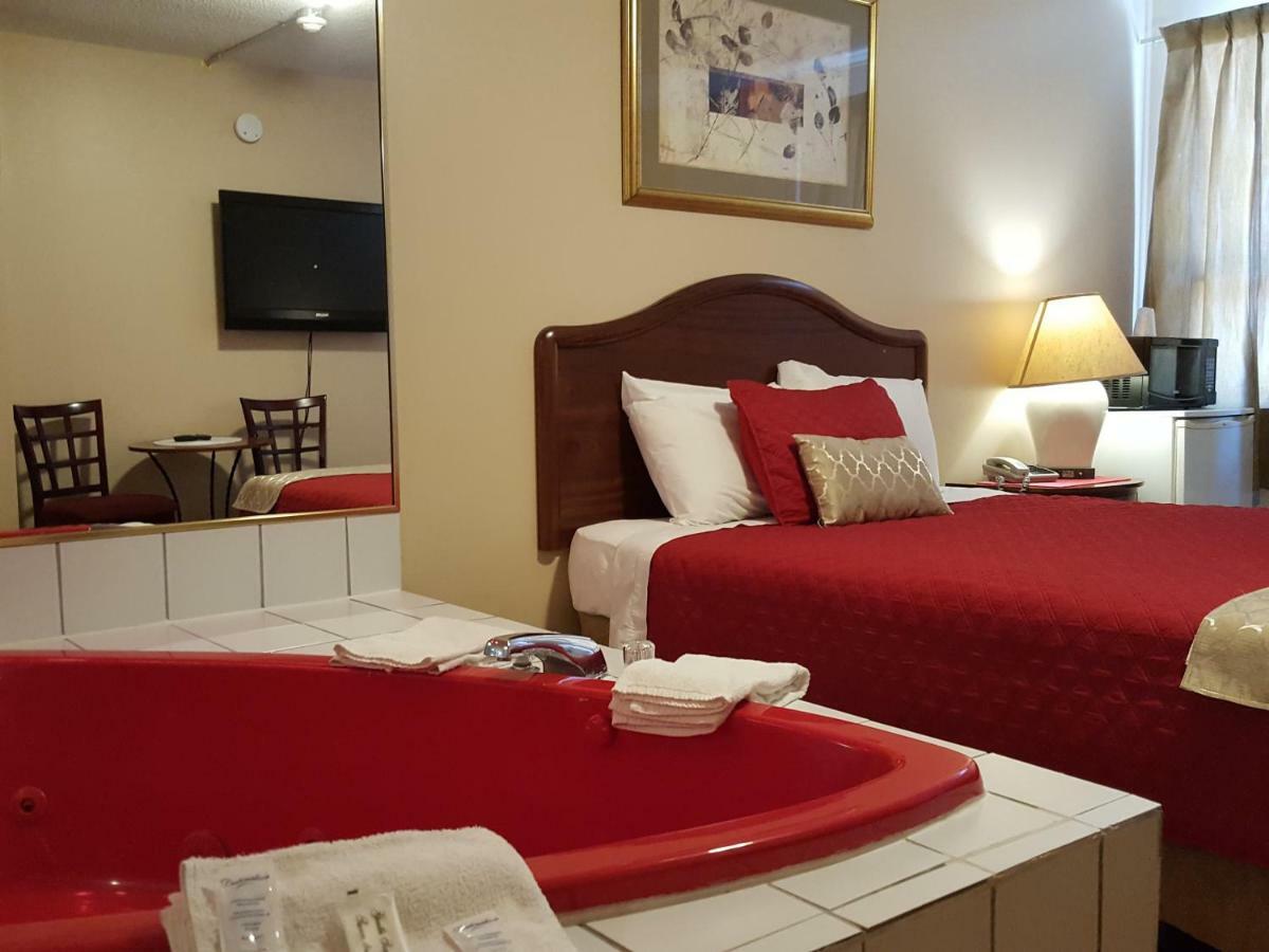& Motel Niagara Falls